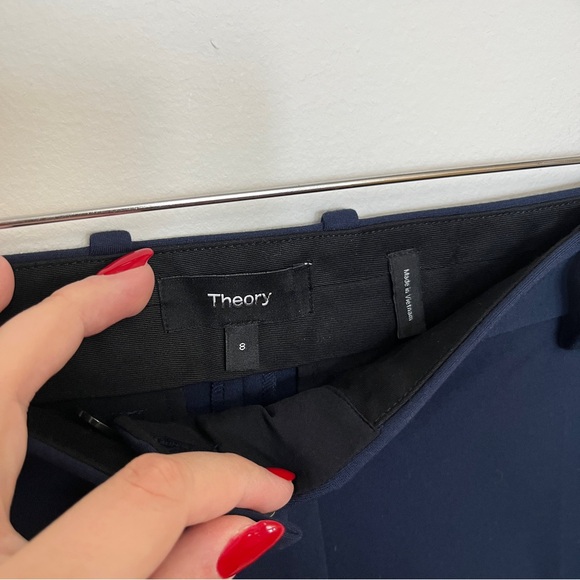 Theory Classic Straight Leg Trousers in Ponte 2 Navy Size 8 NWOT - Picture 4 of 6